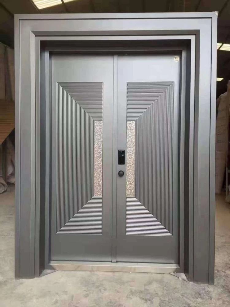 Contoh pintu custom MULTIDOOR: Pintu 2 daun motif garis tengah