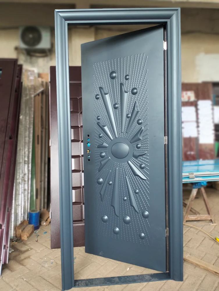 Contoh pintu custom MULTIDOOR: Pintu motif matahari, biru dop