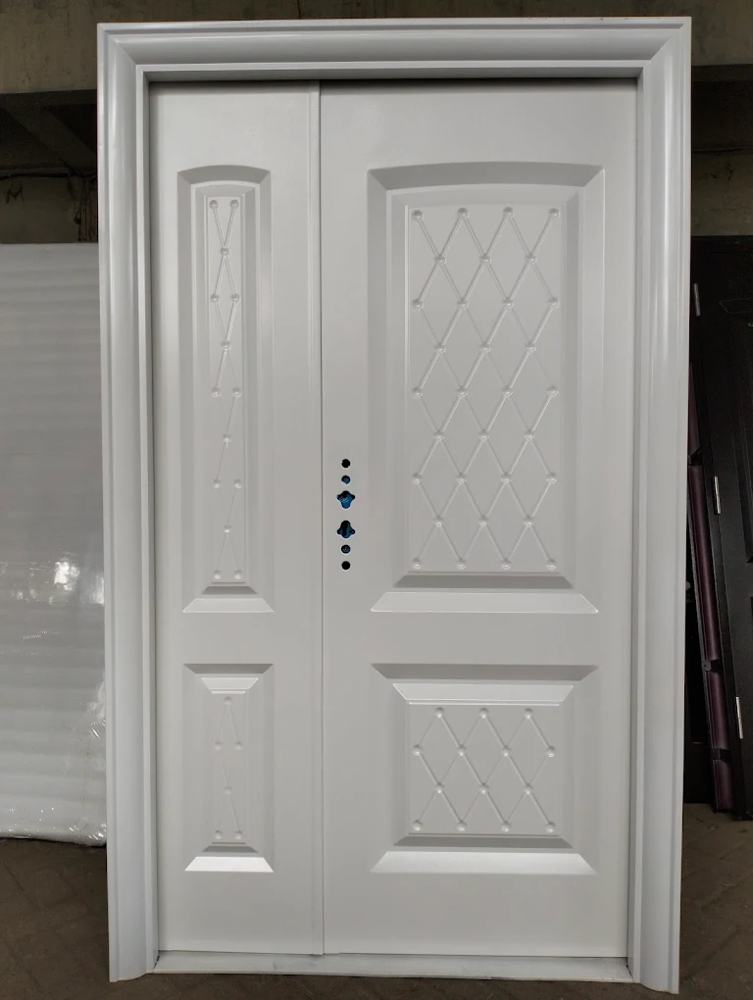 Contoh pintu custom MULTIDOOR: Pintu 2 daun putih motif wajik