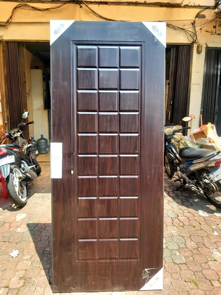 Foto asli pintu MB-09 · Black Walnut